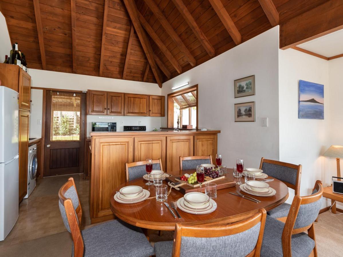 Te Maiki Escape - Russell Holiday Home Exterior foto